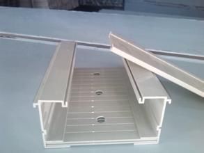 河北托盘式桥架